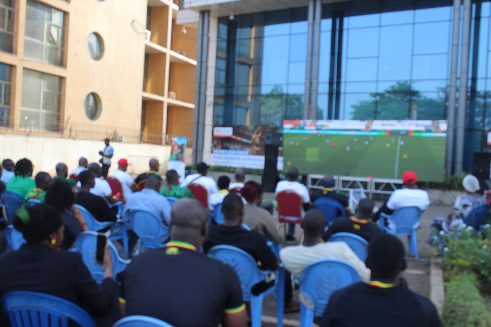 CAN2023 : FANZONE ECOBANK s’installe sur le Parking du Siège.